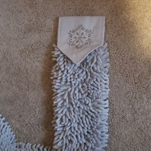 Norwex chenille snowflake hand towel